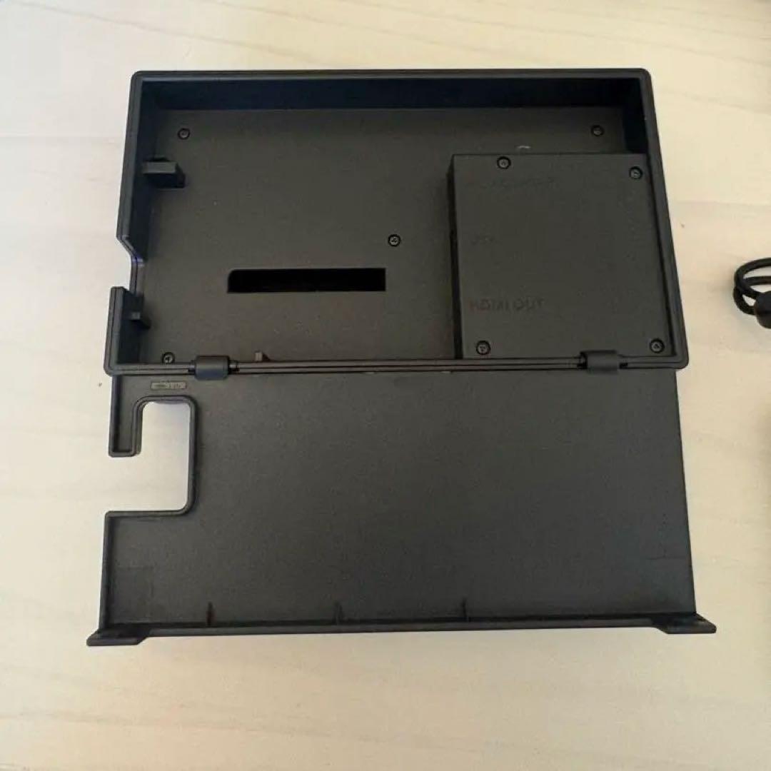 Nintendo Switch 本体　ジョイコンなし　黒グレー