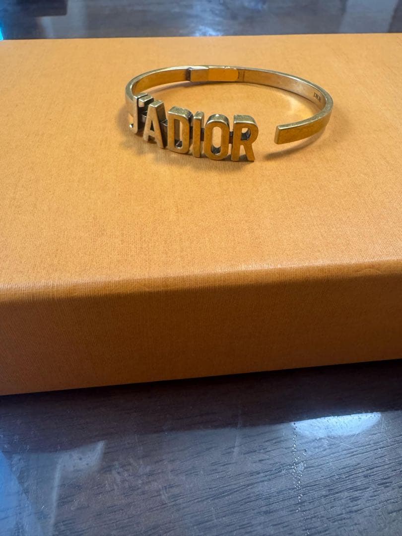 J'ADIOR ゴールド バングル