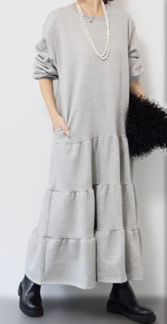 plusOTOHA タグ付き新品　裏起毛ティアードスウェットワンピース/グレー