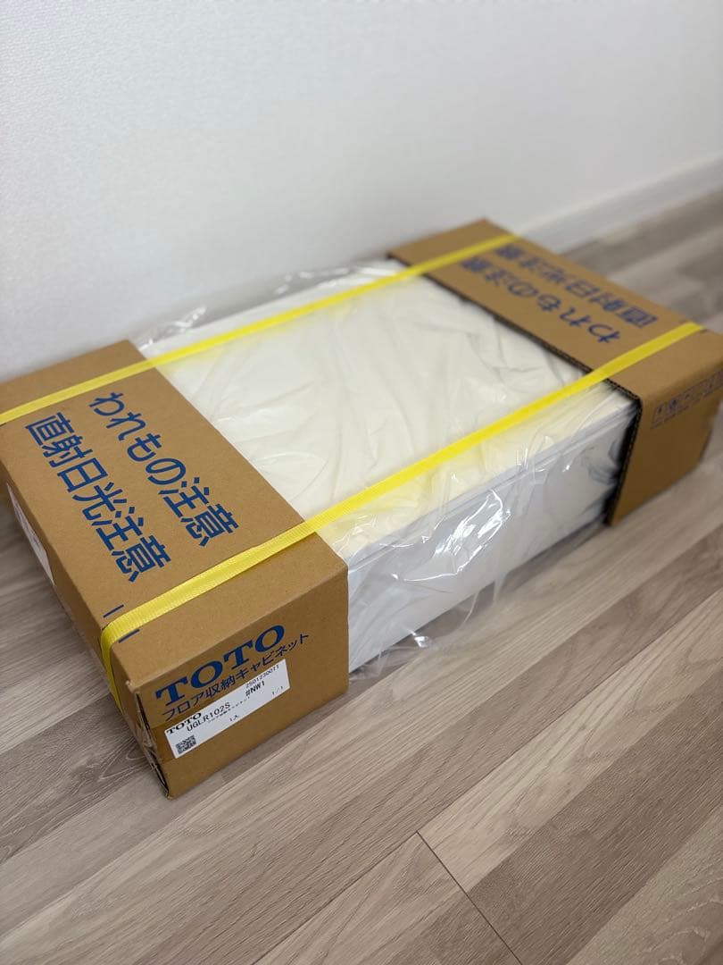 TOTO UYC06L トイレ周辺収納(ホワイト色)