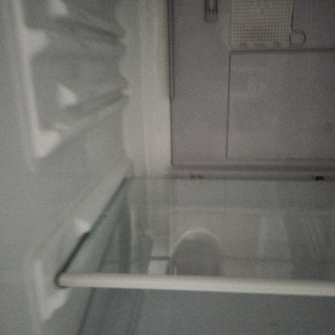 ☆お値下美品☆お洒落フロント面ガラス天板☆SHARP冷蔵庫 SJ-GD14F-W