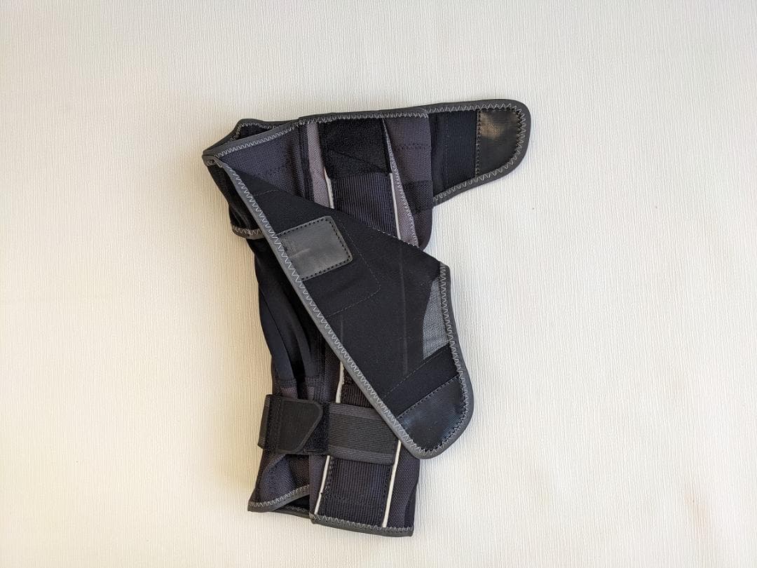 試着のみ★膝靭帯の保護に ミューラーMueller ひざサポーター HG80