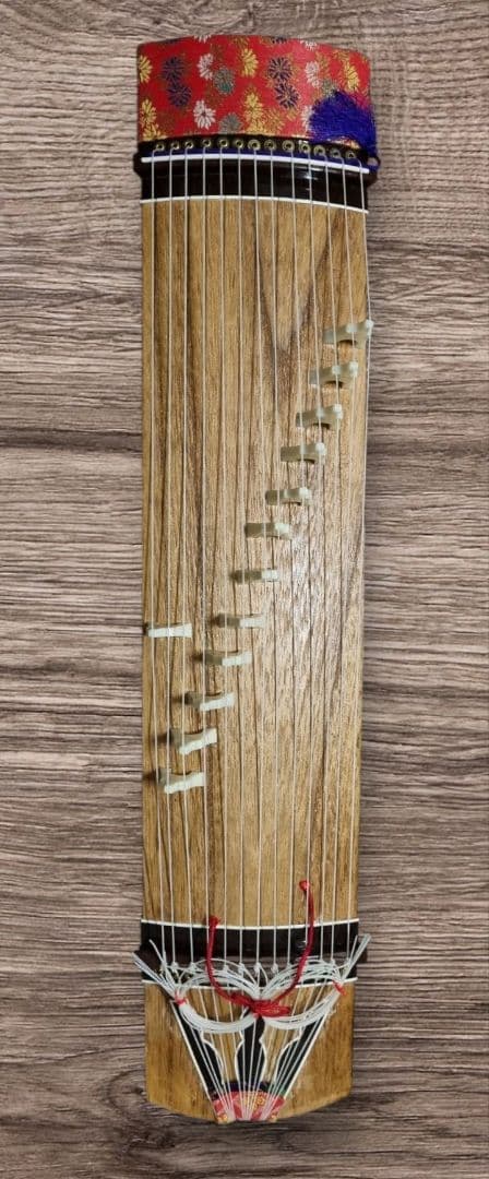 ミニチュア琴 本格的な素材