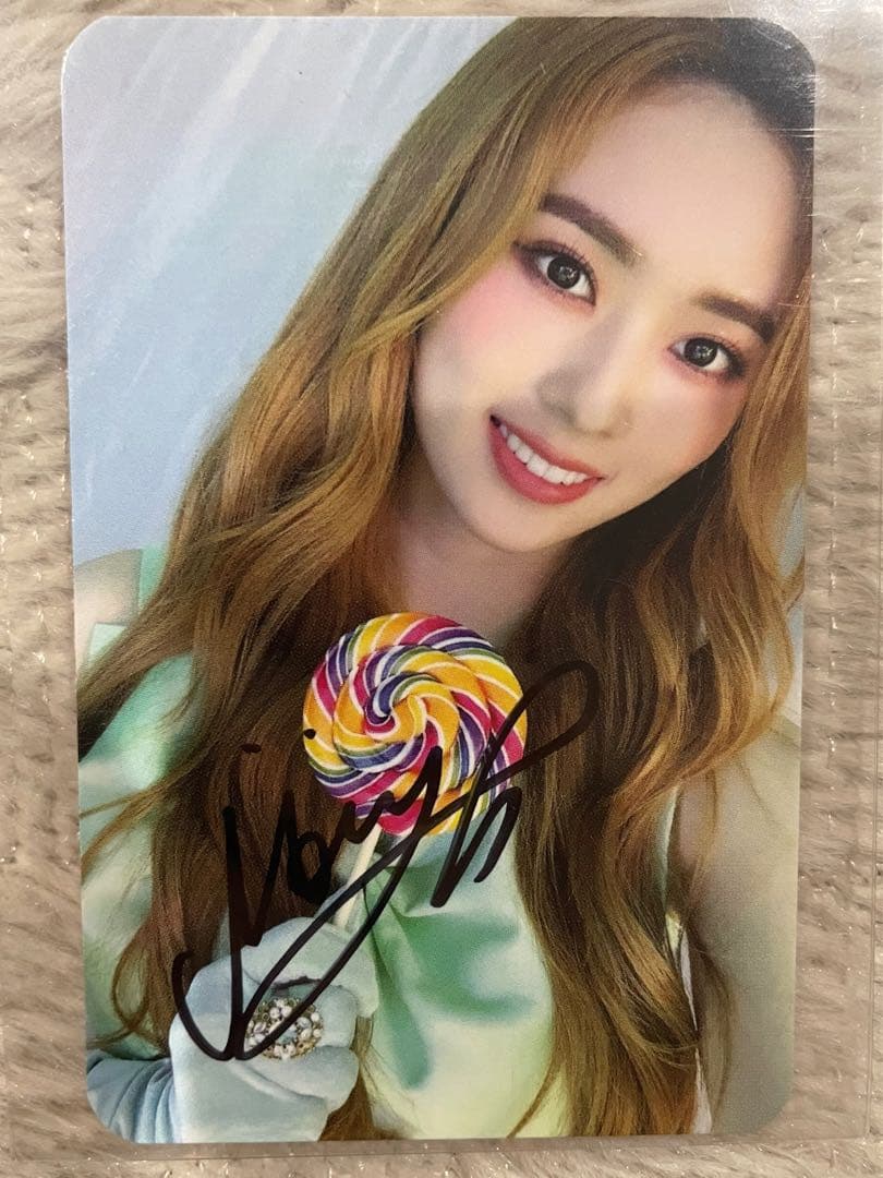 【直筆サイン入り】CherryBullet メイ トレカ