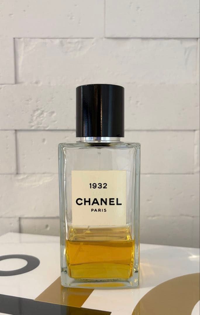 CHANEL シャネル　1932 オードトワレ　200ml レゼクスクルジフ