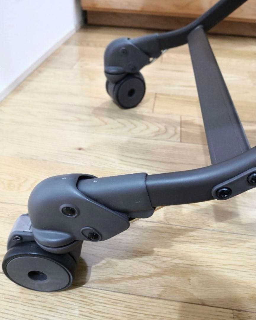 コンビ ネムリラ AUTO SWING BEDi EG ヘーゼルベージュ