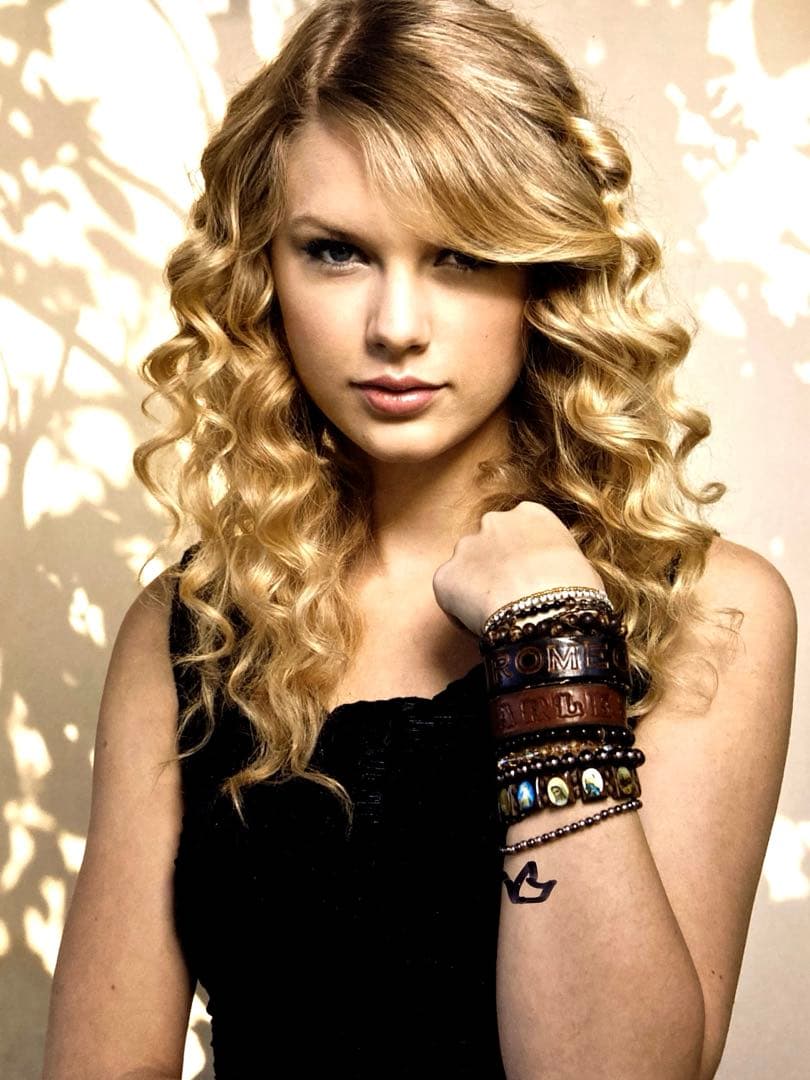 テイラー・スウィフト直筆サイン入り超 特大写真…