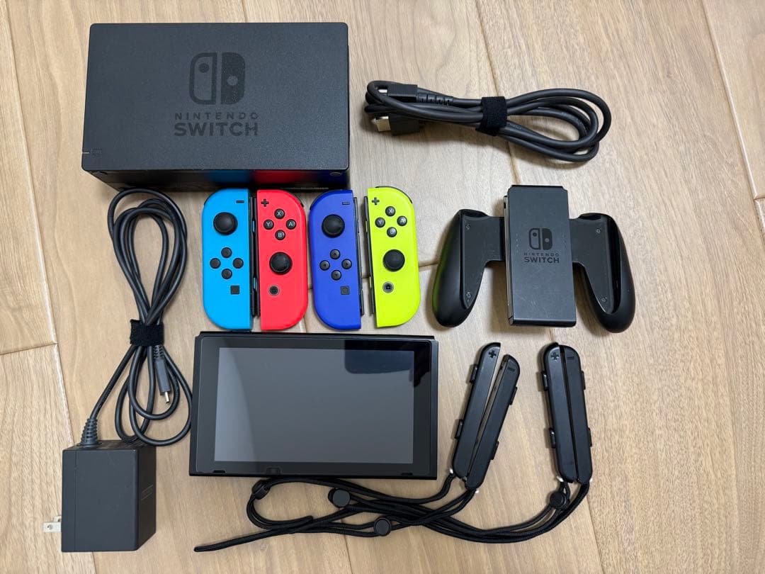 Joy-Con4本付き　Nintendo Switch 本体