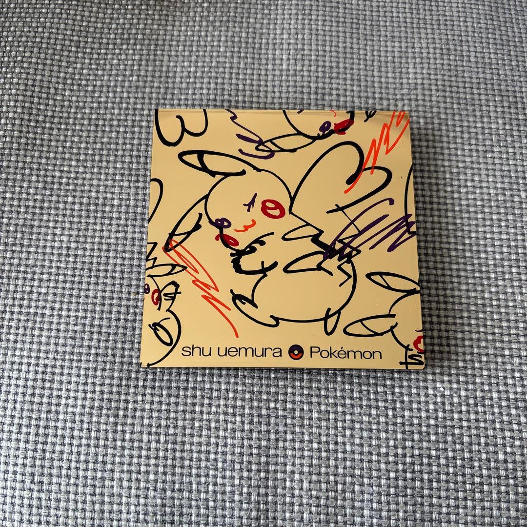 シユウウエムラ×ピカチュウアイパレット ブリックブラスト(ホリデー限定品)