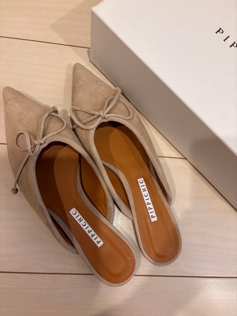 PIPPICHIC ベージュ リボン付きミュール