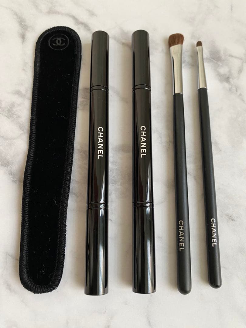 CHANEL 天然毛　パンソーデュオ　アイシャドウブラシ　4本セット　シャネル