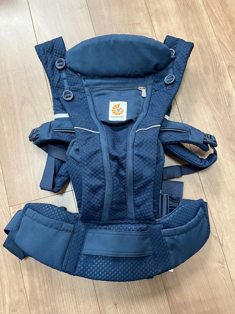 エルゴベビー・ベビーキャリア　OMNI Breeze