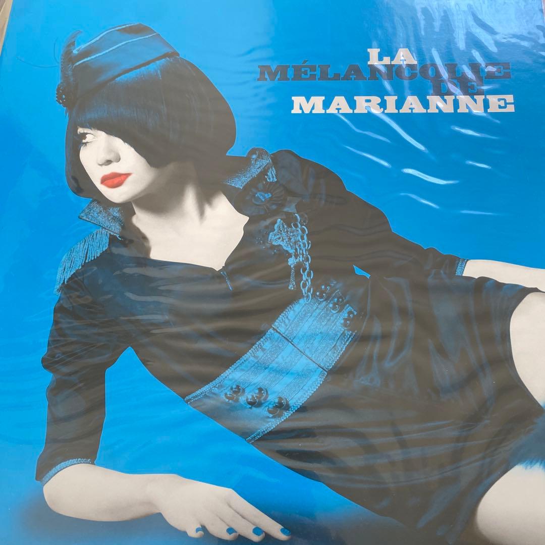 LA MÉLANCOLIE MARIANNE キノコホテル