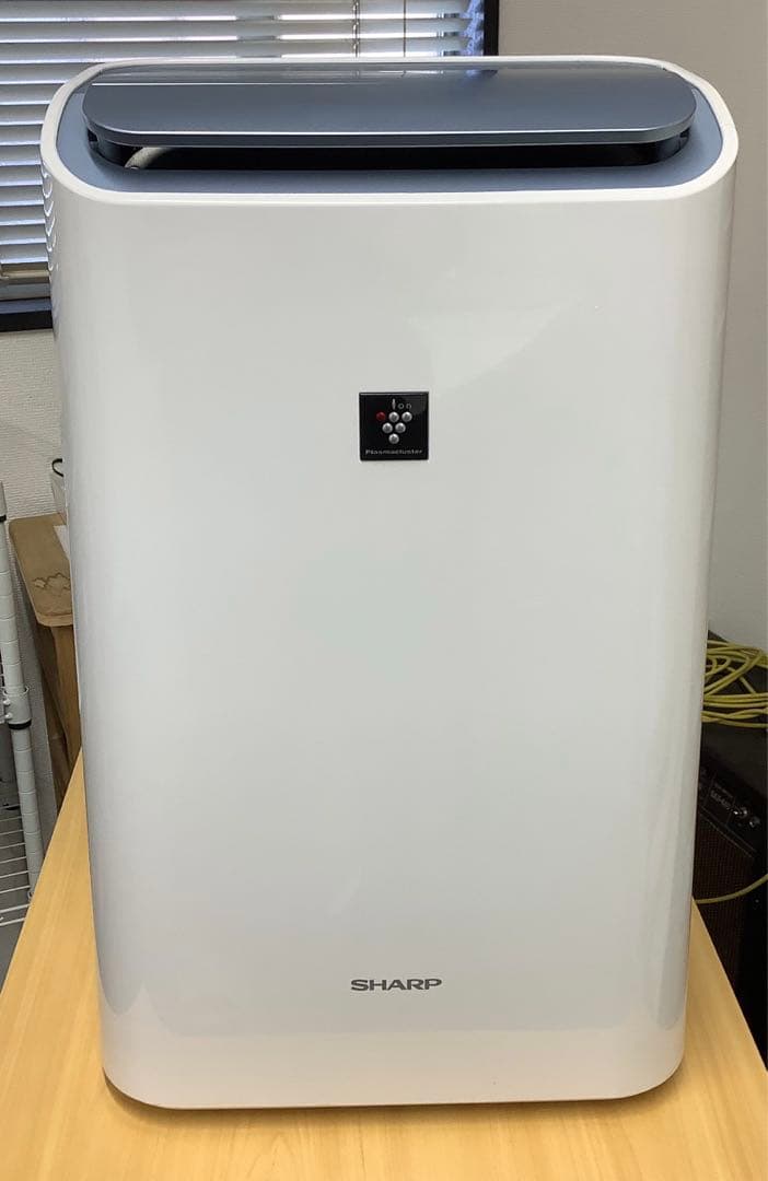 シャープ 空気清浄除湿機 CV-EF120-W 2015年製 衣類乾燥