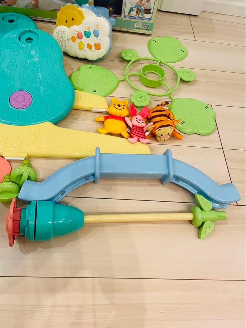 新型 くまのプーさん えらべる回転 ６WAY ジムにへんしんメリー