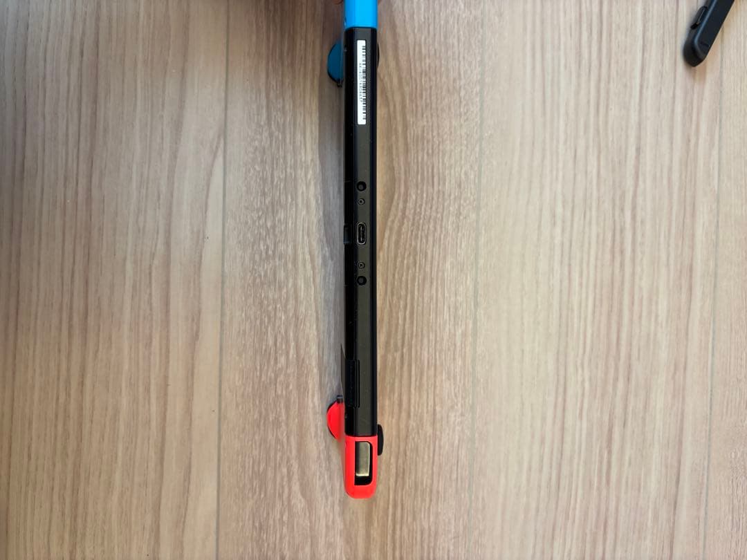 Nintendo Switch 本体 赤・青 Joy-Con 付属品あり