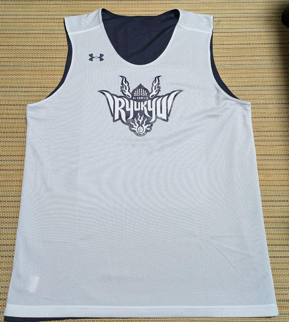 琉球ゴールデンキングス　リバーシブルウェア　①