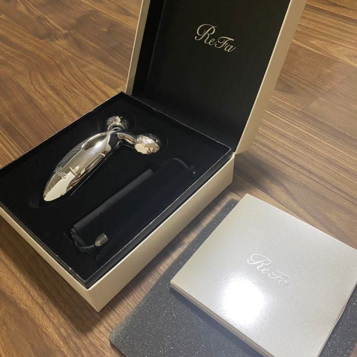 リファ　カラット