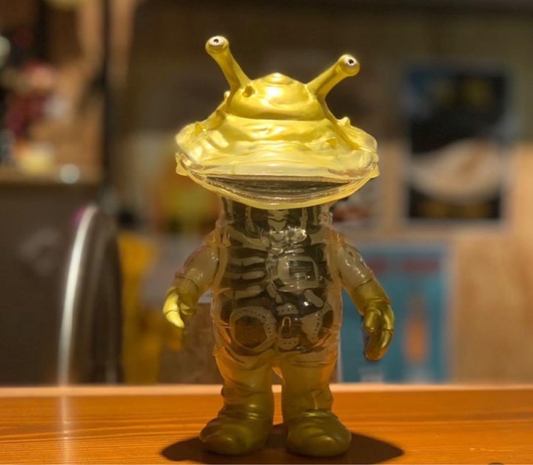 カネゴン　シークレットベース