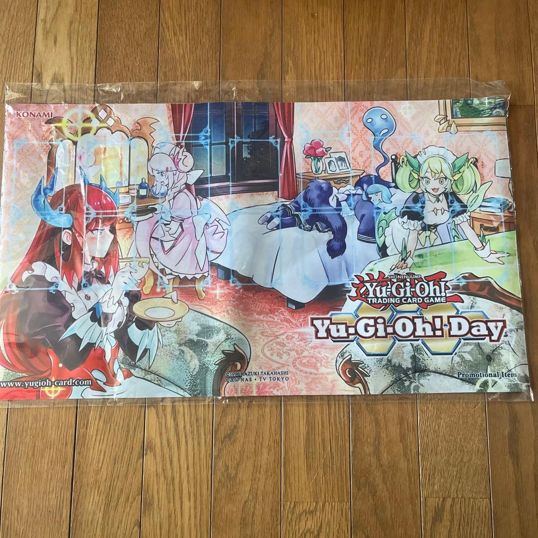 遊戯王　ドラゴンメイド　リラクゼーション　プレイマット　海外　限定