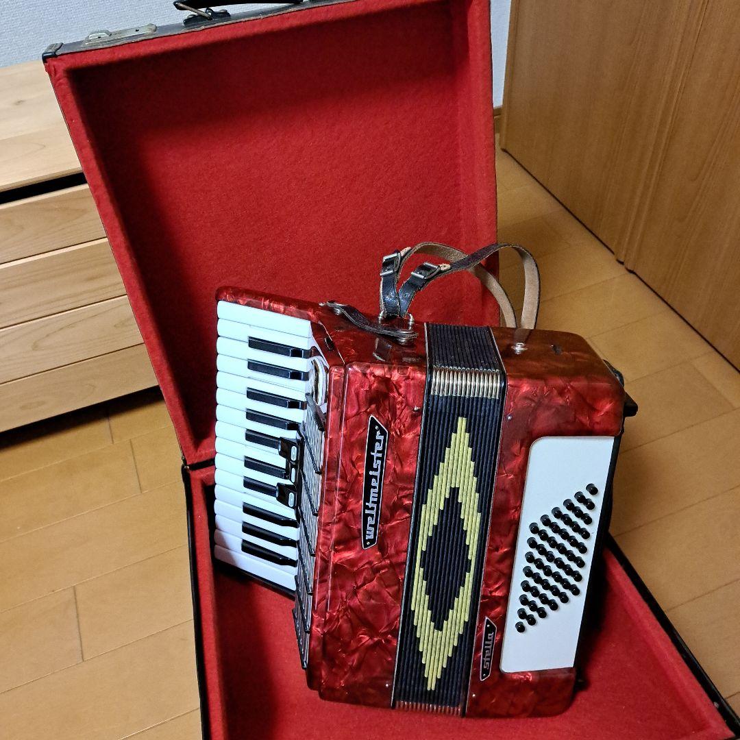 weltmeister stella アコーディオン 赤色ケース付