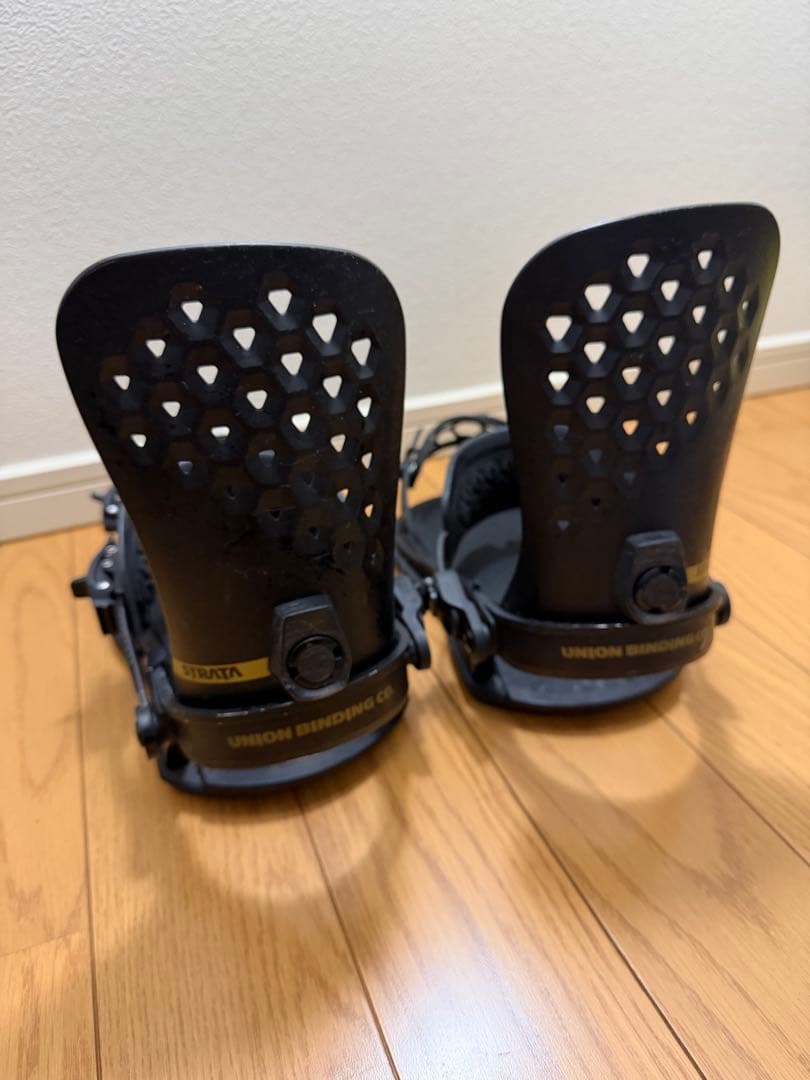 UNION STRATA スノーボードビンディング ブラック18-19 サイズM