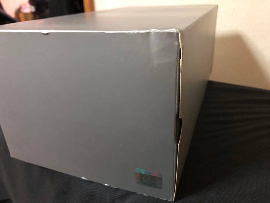 [新品]ディラー販売品Mercedes Benz 1/18CLAクラスシルバー