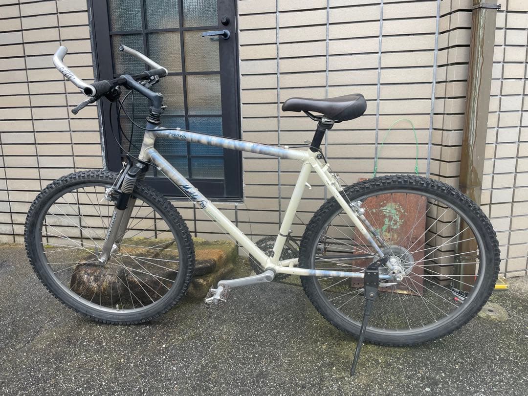 アラヤ　マディフォックス