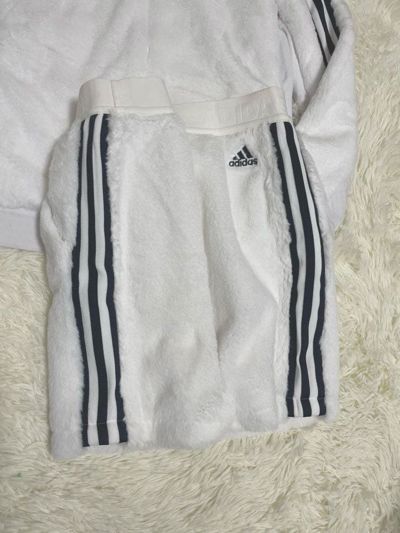 あお様アディダス スリーストライプス ボアフリースセットアップ　ゴルフ