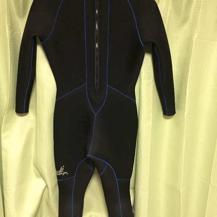 ウエットスーツ ダイビング 海