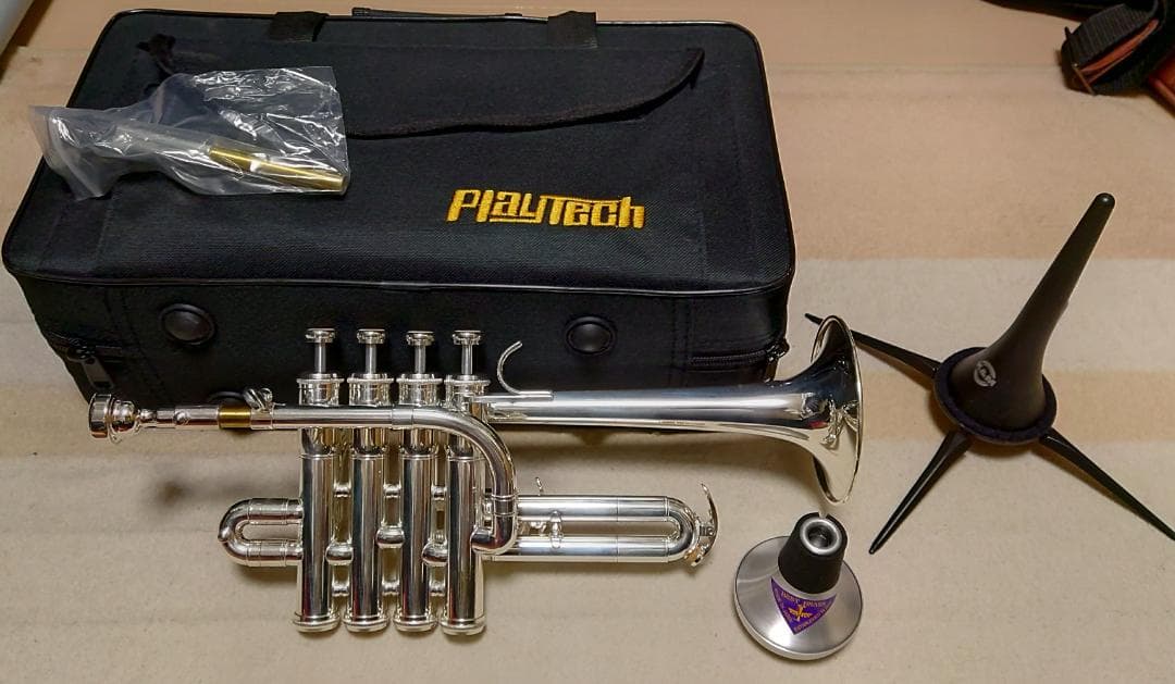 ●ピッコロトランペット PLAYTECH PTTR-300P ※スタンド付き