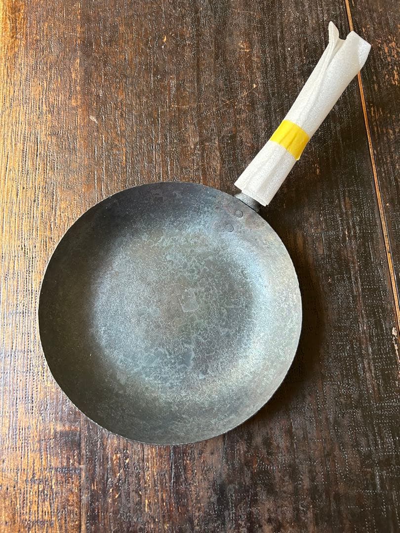 成田理俊　鉄製フライパン