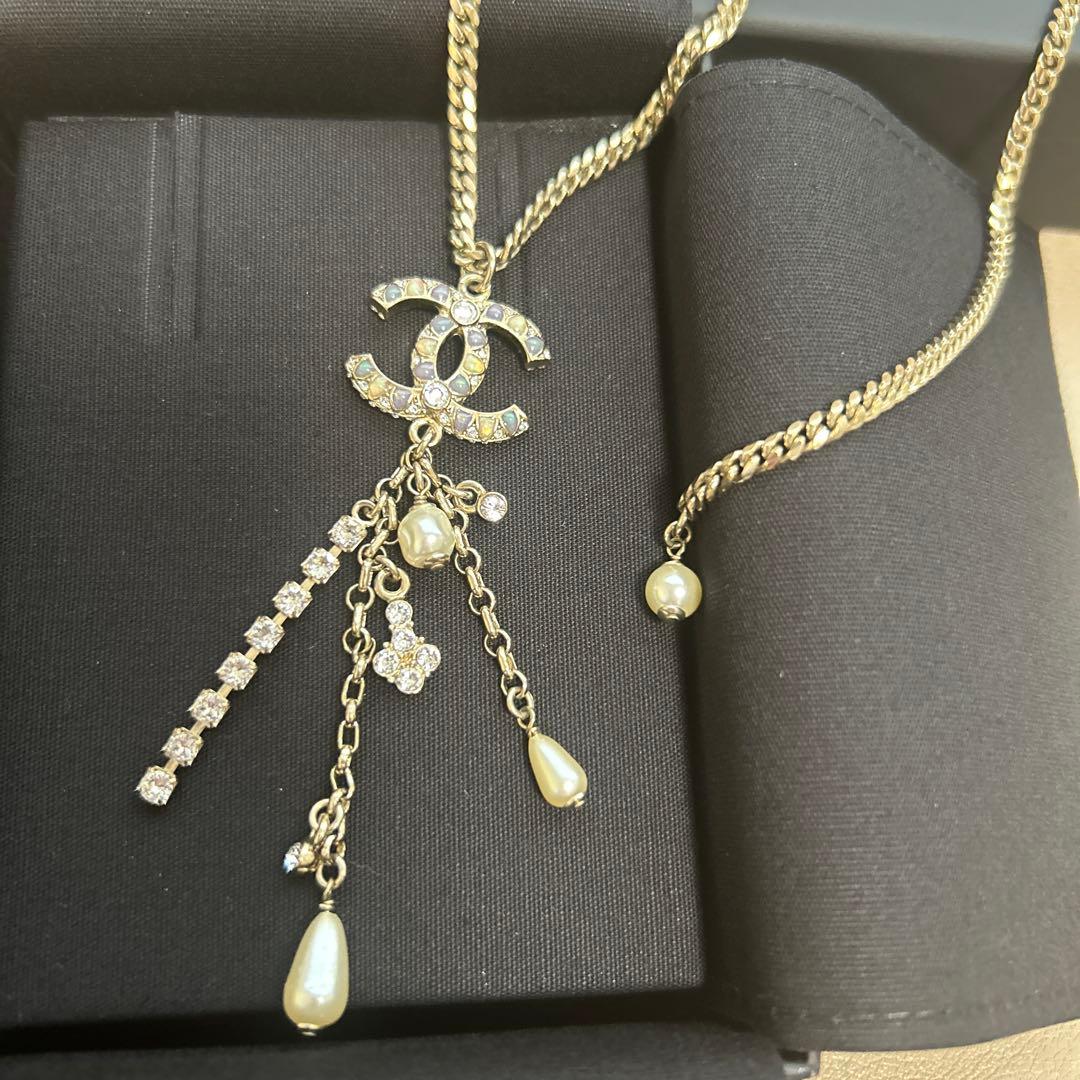 シャネル 19A ストーン CCマーク　ネックレス