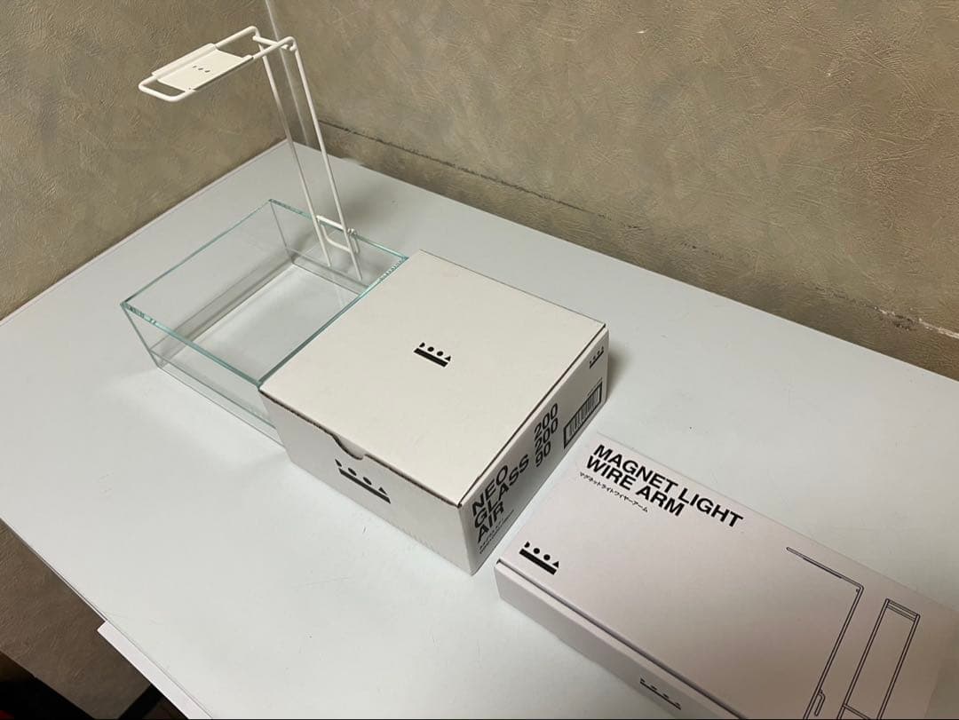 ネオグラスエア20×20×9 と マグネットライトワイヤーアームセット