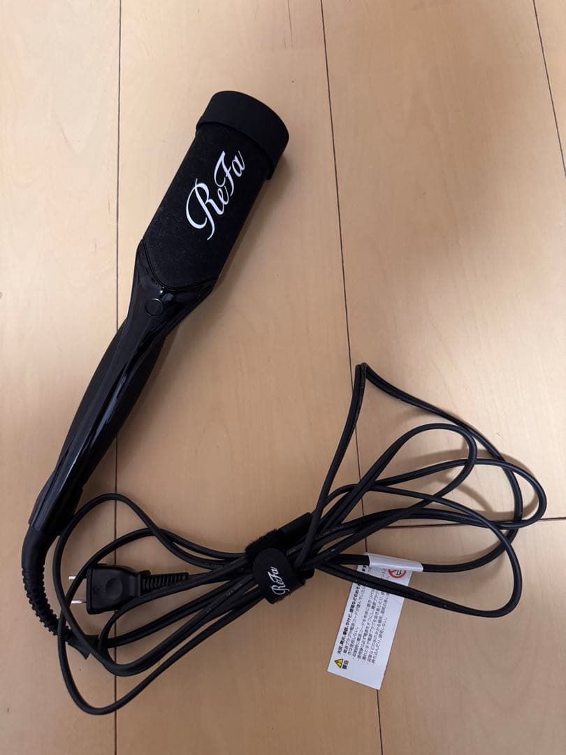 リファ　ストレートアイロン　プロ（ブラック）美品