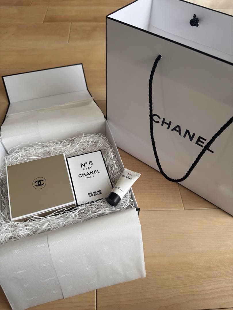 CHANEL N°5 ボディクリーム ハンドクリームセット