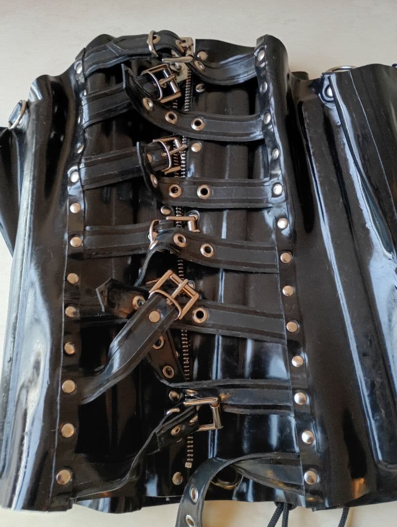 DEMASK製 ラバーコルセット ラテックス②