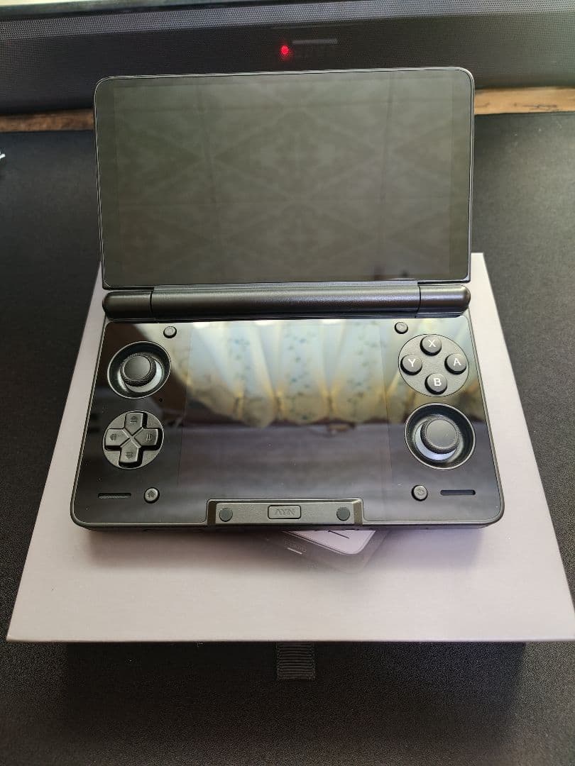 AYN Thor 8GB/128GB　BASE　 ブラック