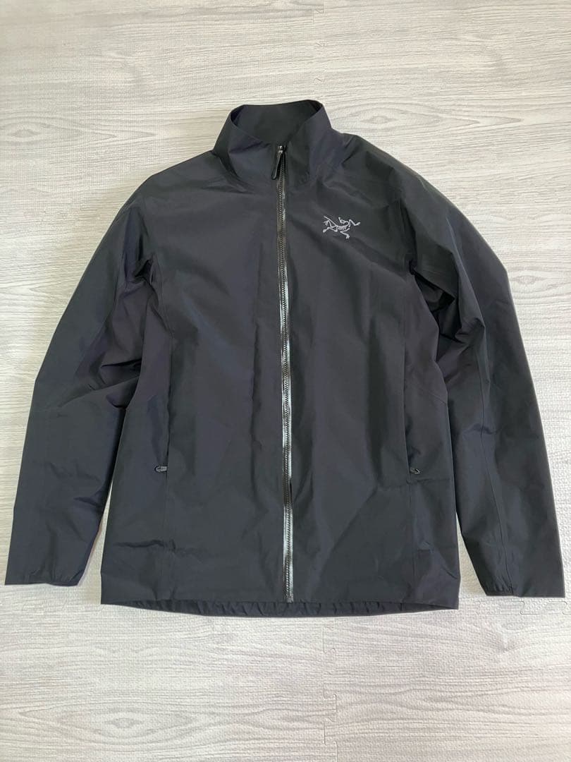 ARC'TERYX ソラノジャケットブラック　サイズXS