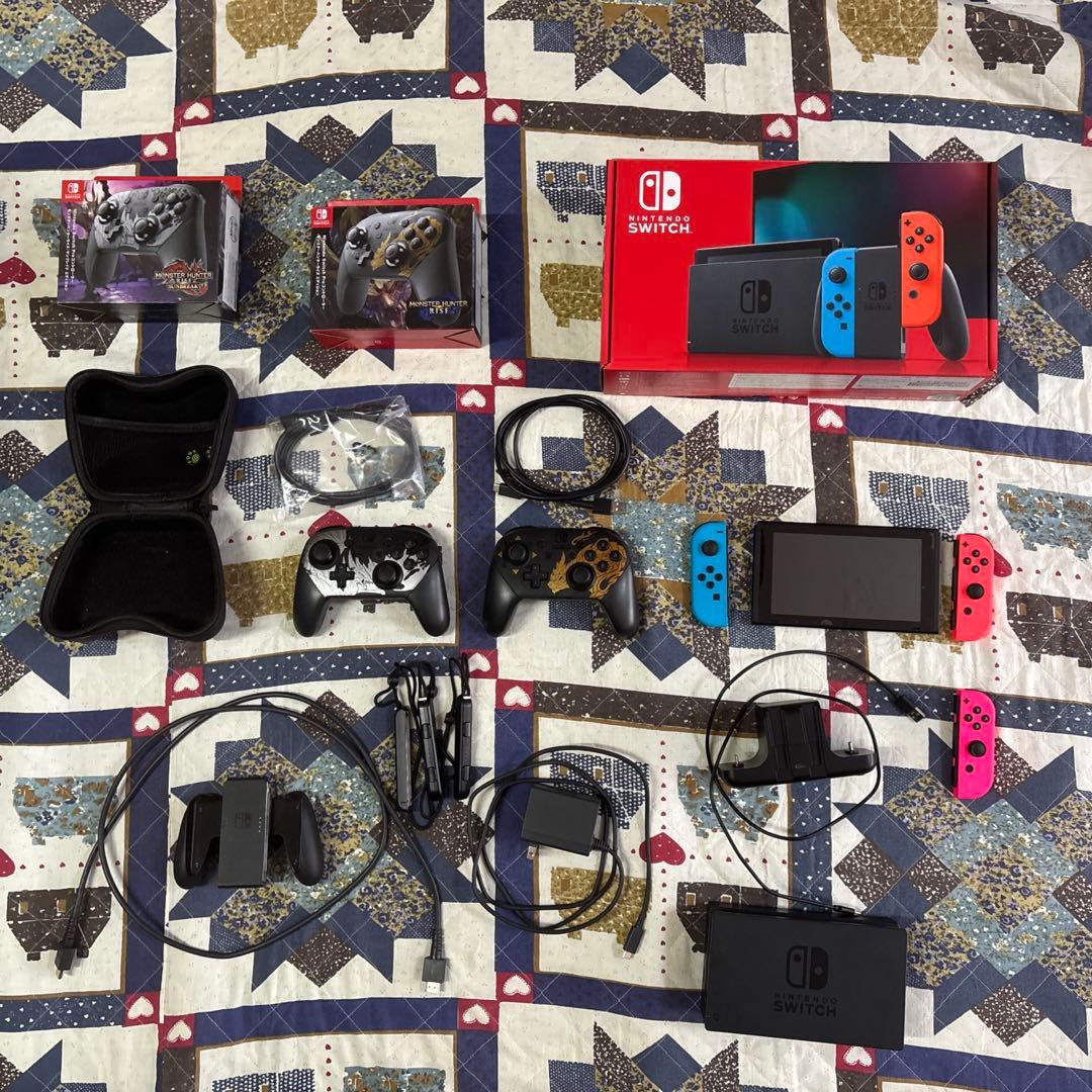Nintendo Switch、Proコントローラー×2、Joy-Conセット