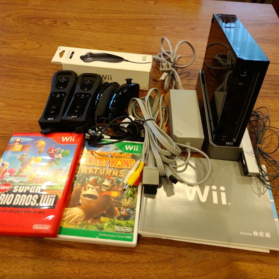Nintendo Wii 本体&リモコン&ヌンチャク&ソフト