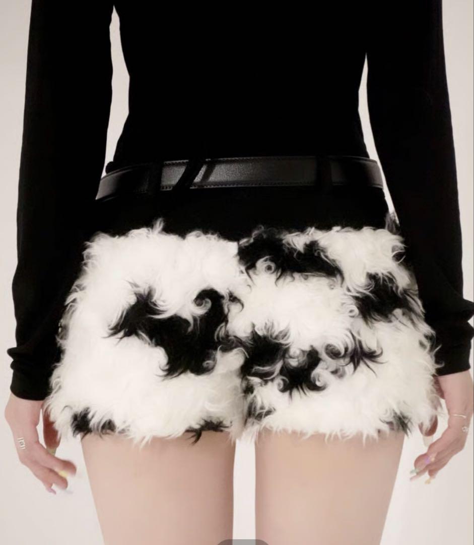 パンツ kiss the club cozy fur shorts cow