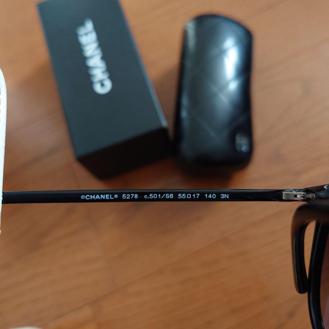 CHANEL ブラック サングラス ケース、箱付き