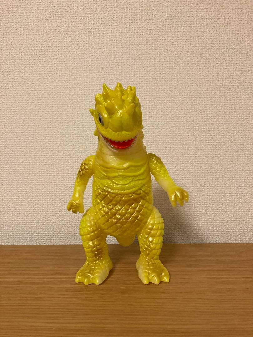 希少　ブルマァク　復刻　ベムラー　蓄光