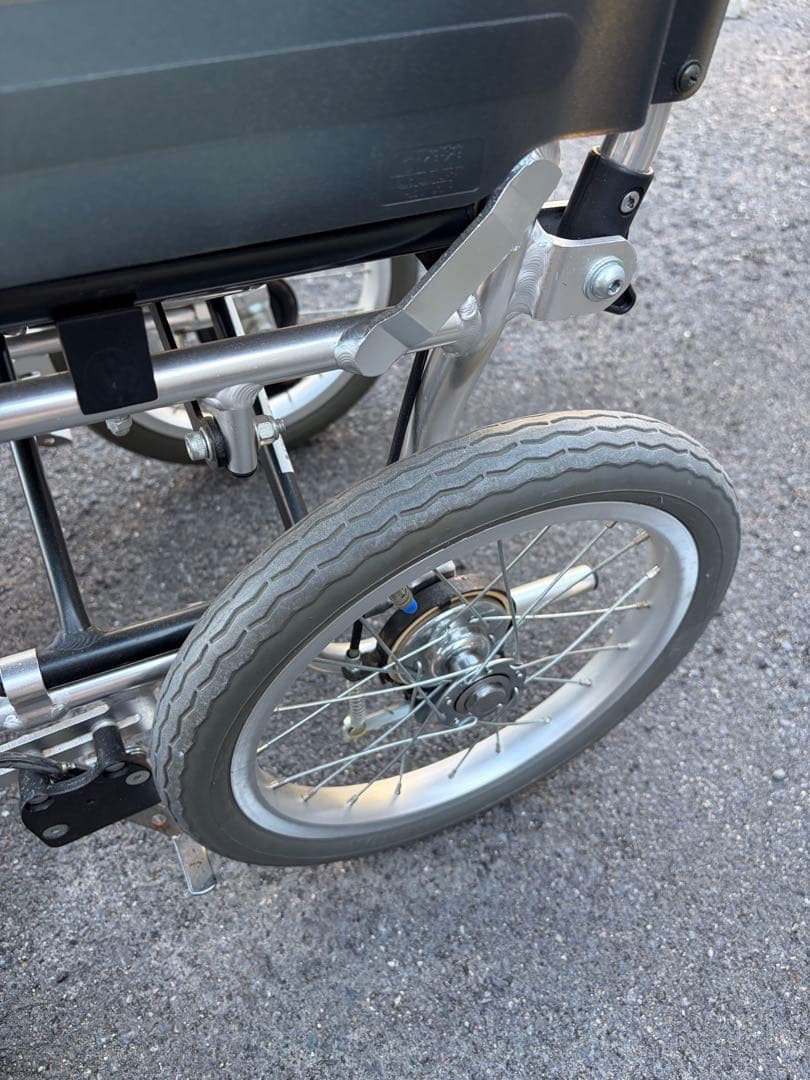 Wheel Chair MiKi 車椅子　介助型車イス SKT-2