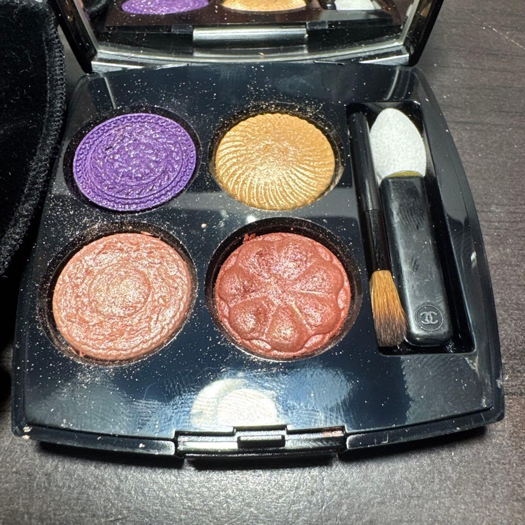 CHANEL アイシャドウパレット 239 ボタン バロック