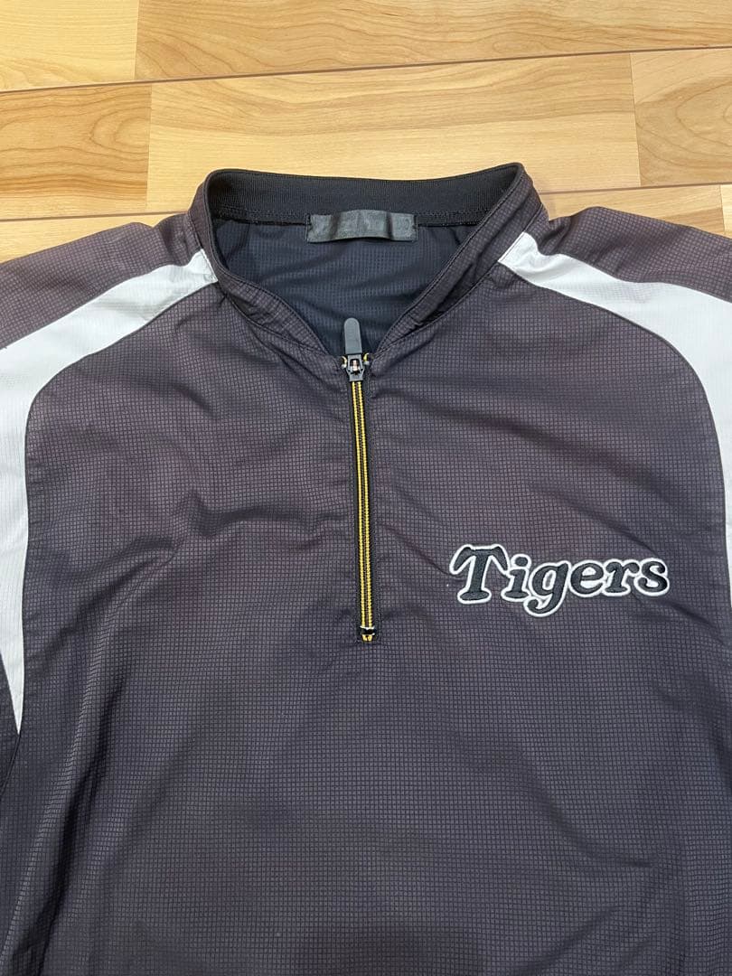 [プロ支給品] 半袖Vジャン