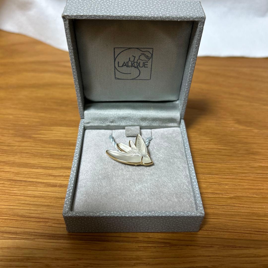 LALIQUE 鳥型チャーム