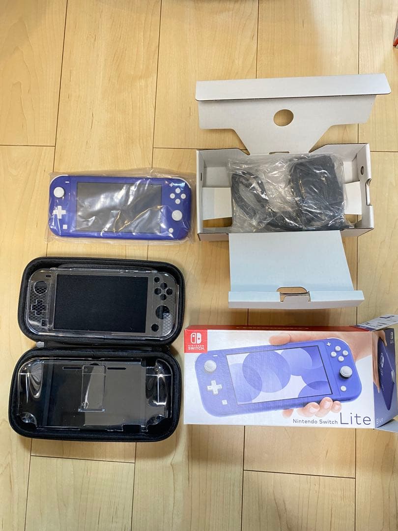 Nintendo Switch Lite 青色 ハードケース付き