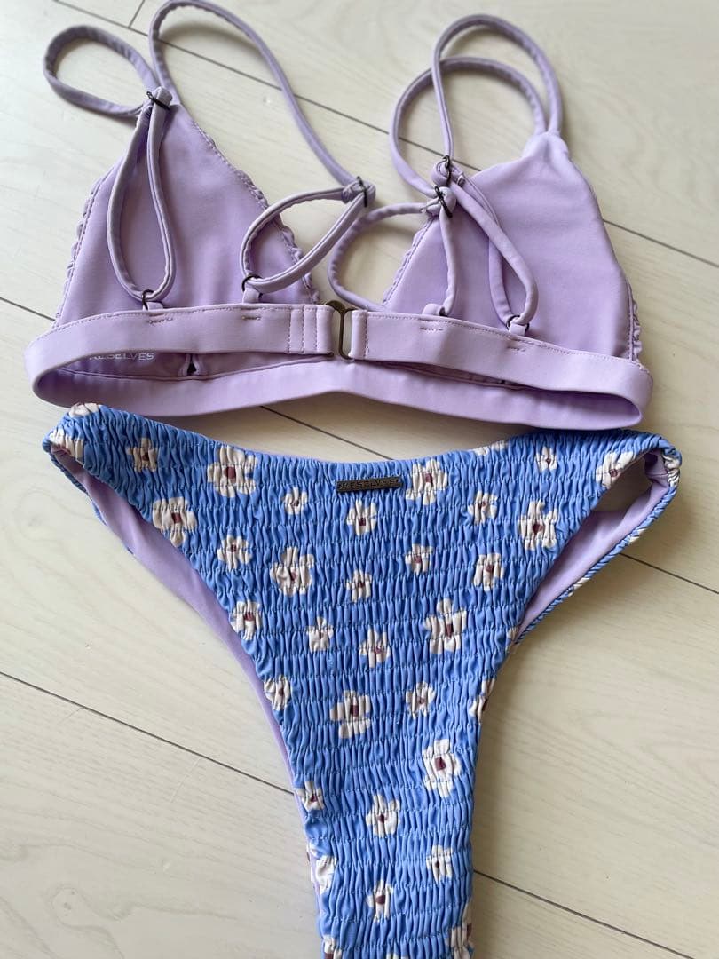 ALEXIA STAM Mサイズ + RESELVES Sサイズ